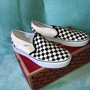 Vans checkerboard slip on platform 10w
